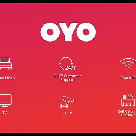 Oyo 2075 Hotel Kota Royal Exterior foto