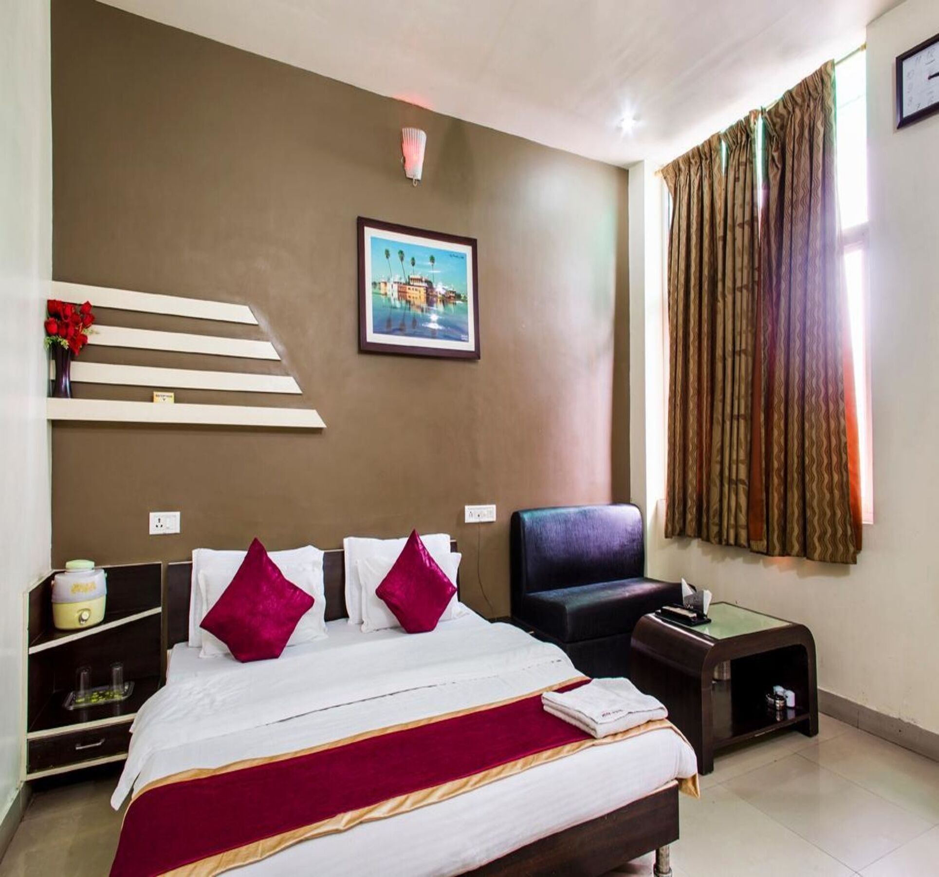 Oyo 2075 Hotel Kota Royal Exterior foto